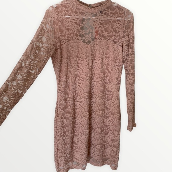 NWT Fitted Fire Los Angeles Lacy Pink Dress Size L - Picture 1 of 8